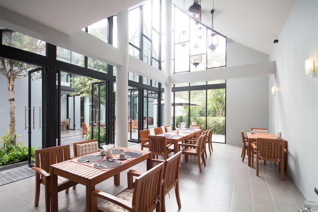 Villa Thalanena By The Beach Экстерьер фото